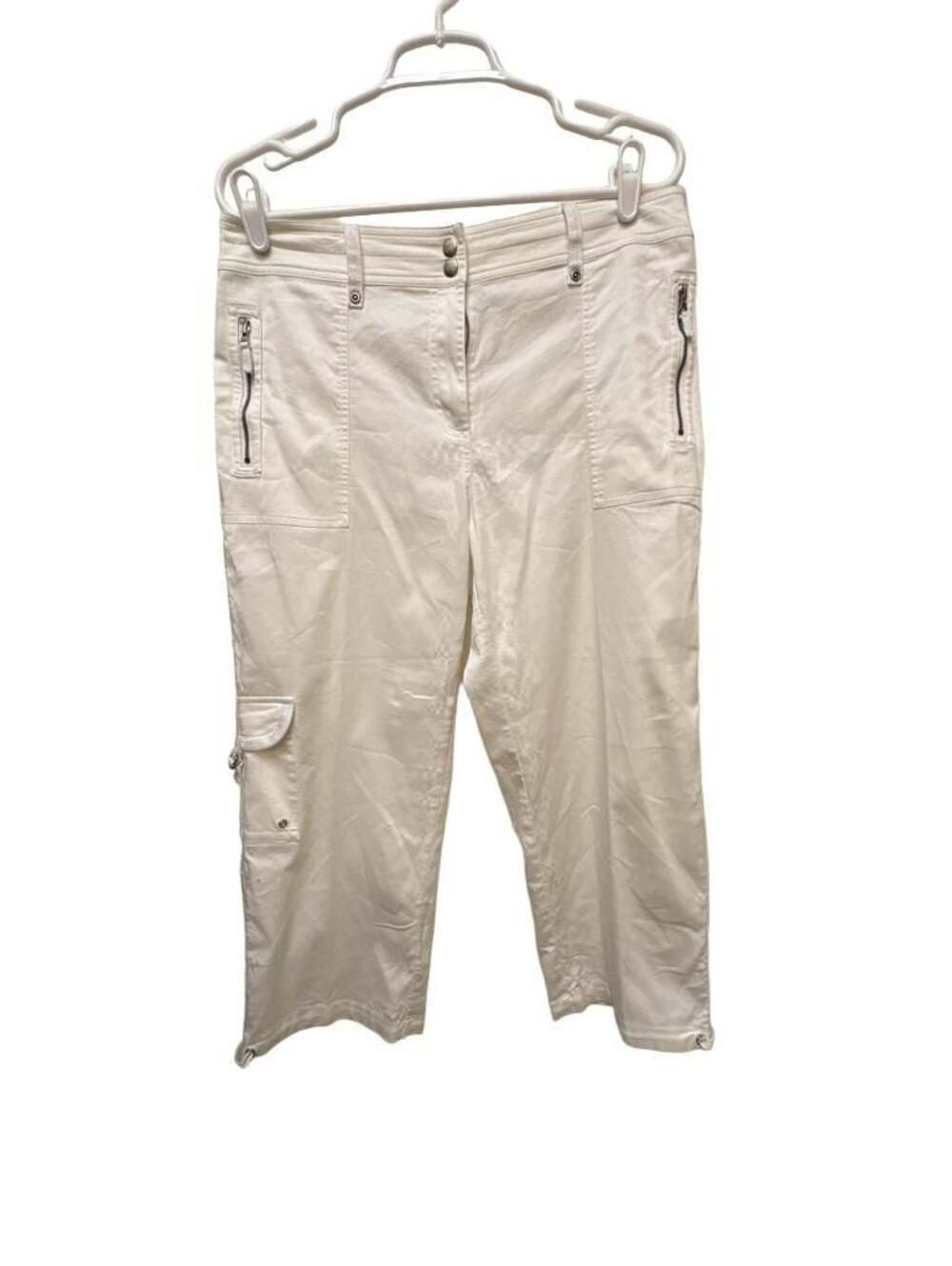 Chico's White Cargo Capri Pants with Zip Pockets Size 2